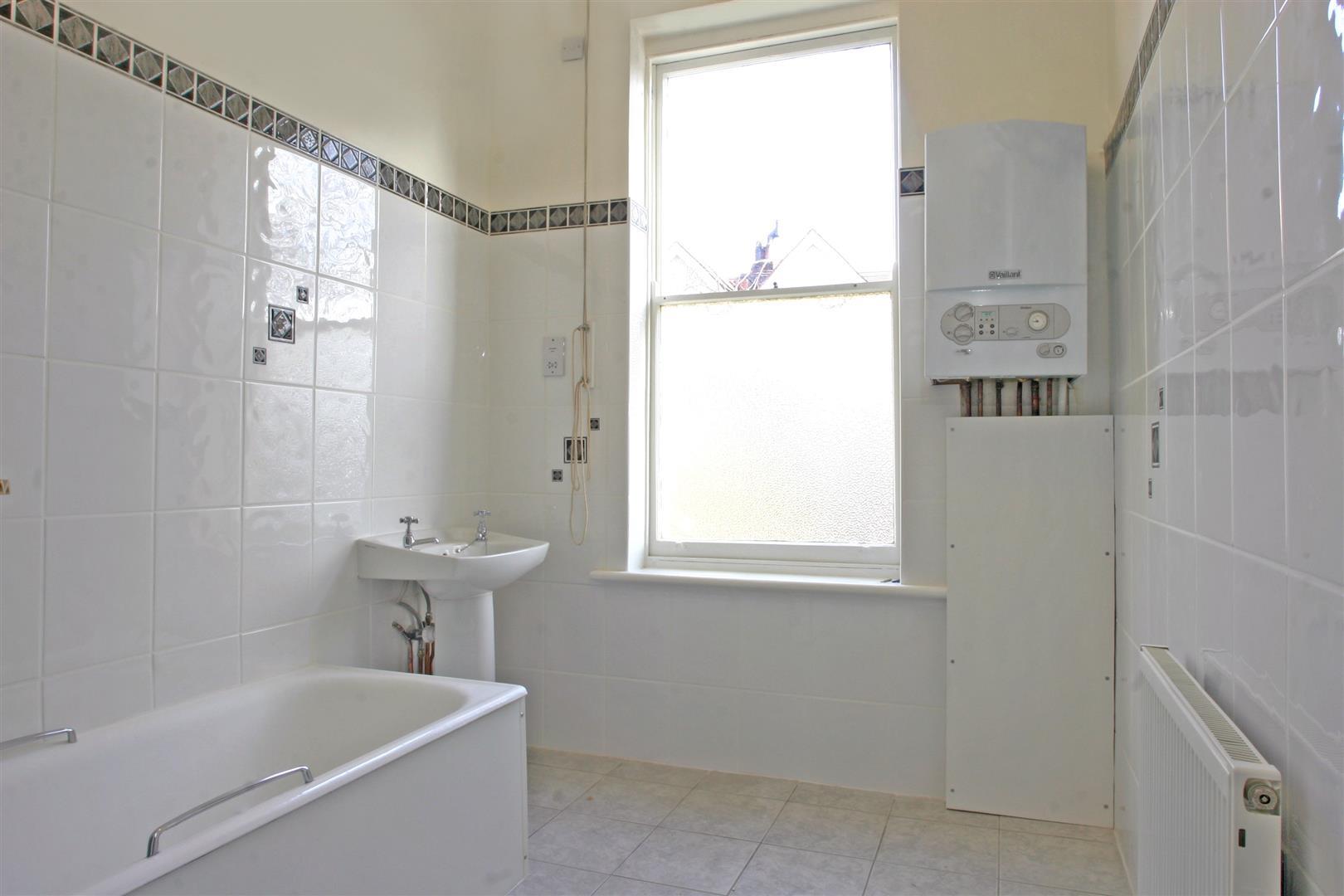 Property Image b75549f0-e042-4a99-9f7b-87a31c81ad54