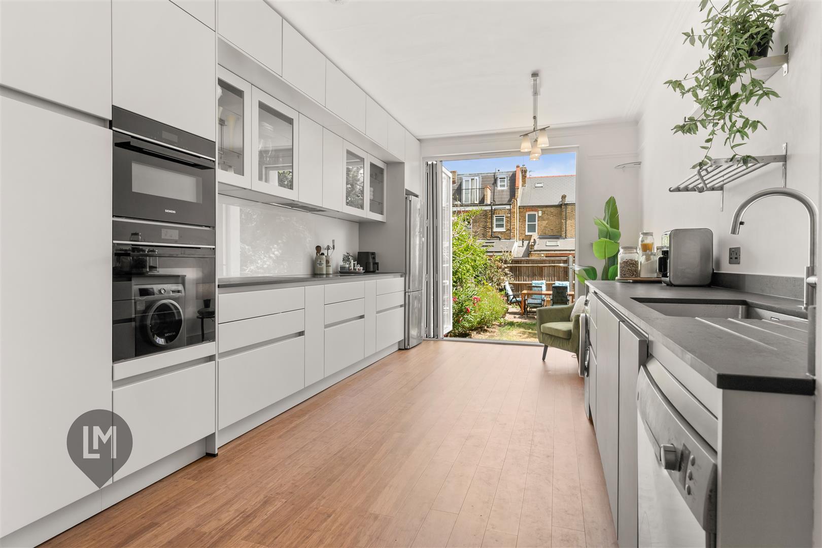 Property Image b76a6926-a492-4dc7-afed-b9caf3542650