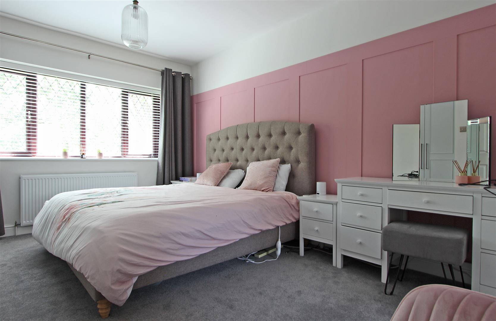 Property Image b76cd8dc-f1c2-49b7-b312-fe52ee88b548