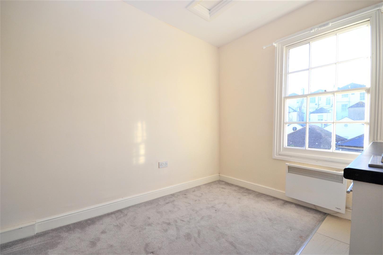 Property Image b76d16ef-26ac-4312-b3a8-2adc5cf6f2bb