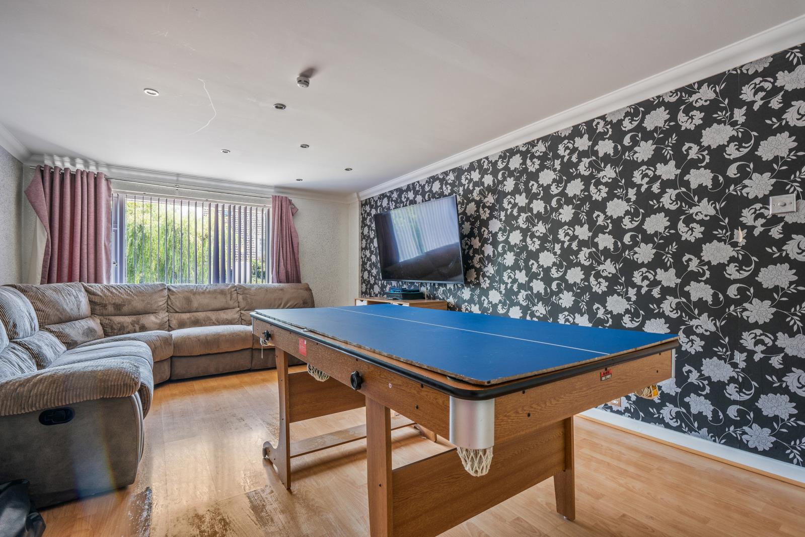 Property Image b7731ace-99c3-4a14-93e3-e925fb6e4b36