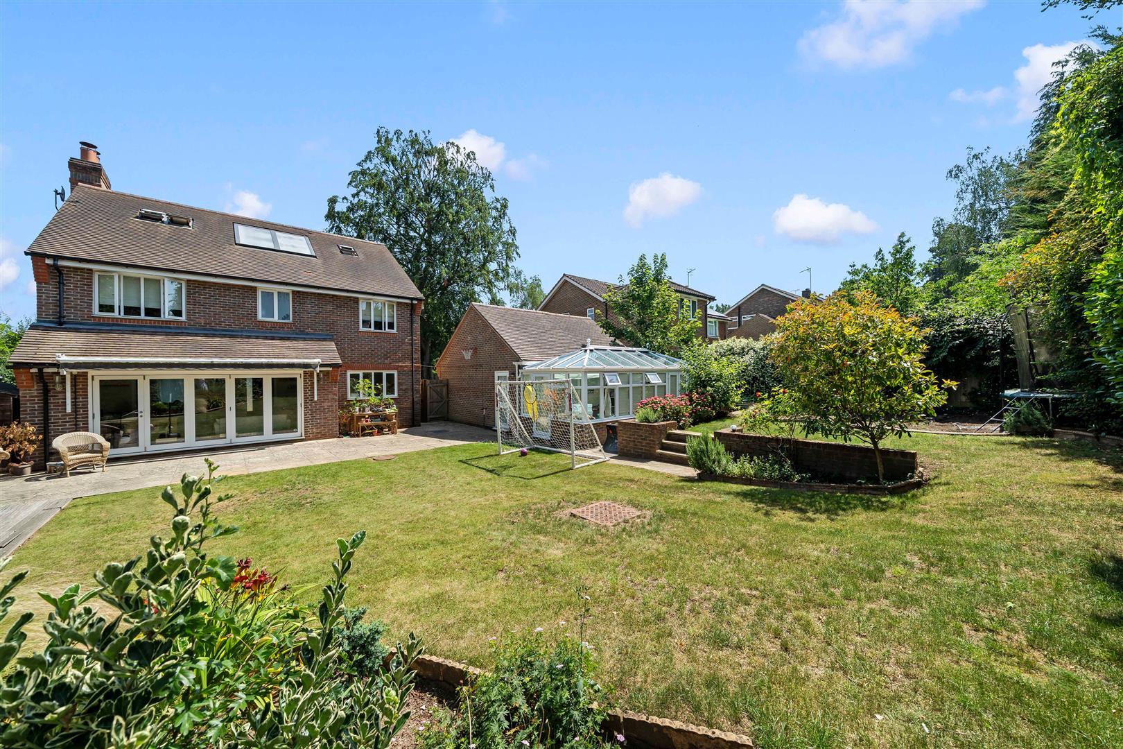 Property Image b773880a-e96e-4666-ad18-9e972d04bd87