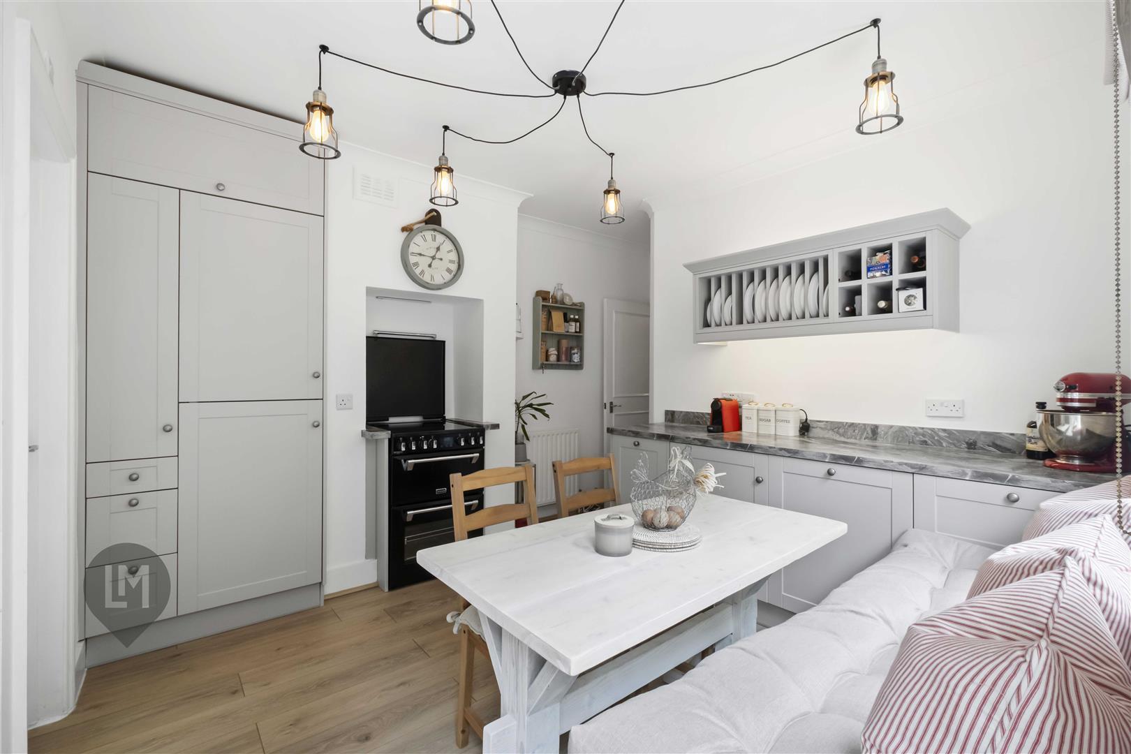 Property Image b775b3a4-13ee-4ea8-9f78-f0159d0a58dd