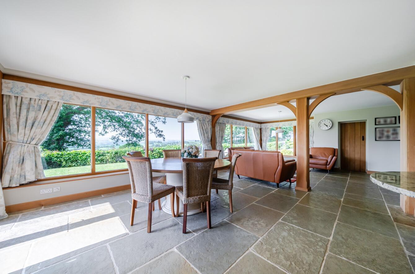 Property Image b77ffab9-f30e-4e7b-a40c-ff23946f5c19