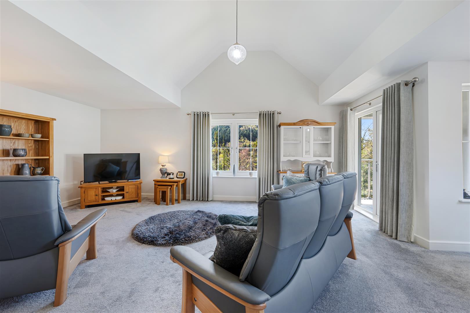Property Image b784baa4-730f-47d3-816a-da63e831afe3
