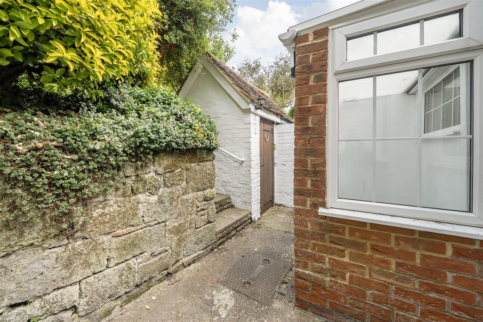 Property Image b78bbf9d-70d6-4a37-8951-9e481e81e1d0