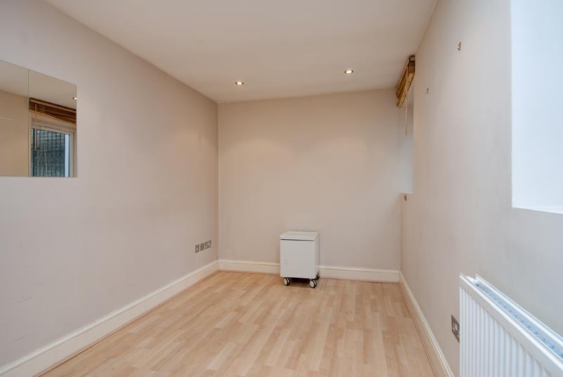 Property Imageb7a1de40-5def-4ebc-b405-6ac70fdd3c02