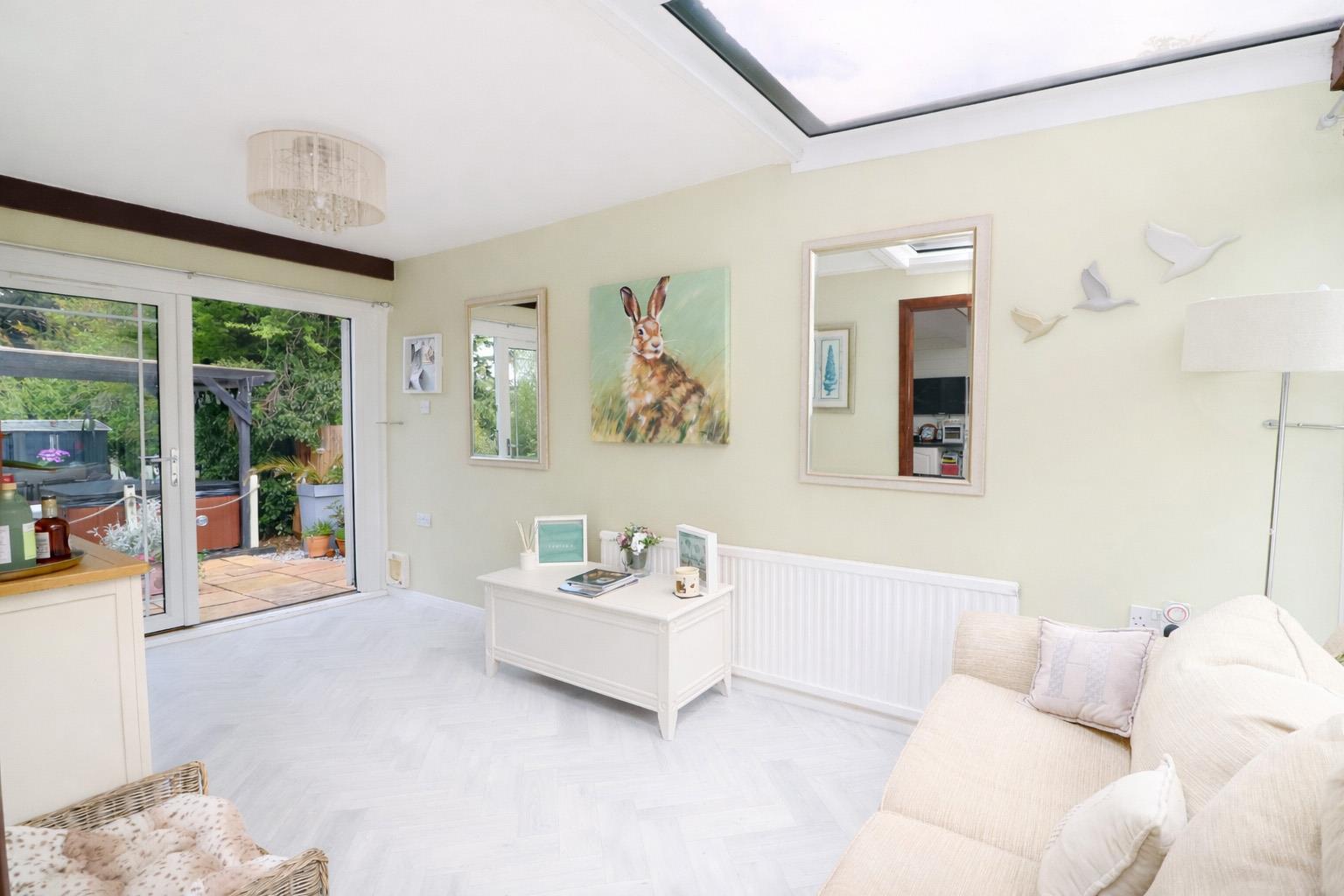 Property Image b7a1decf-bc0f-4026-8104-3758891d430f