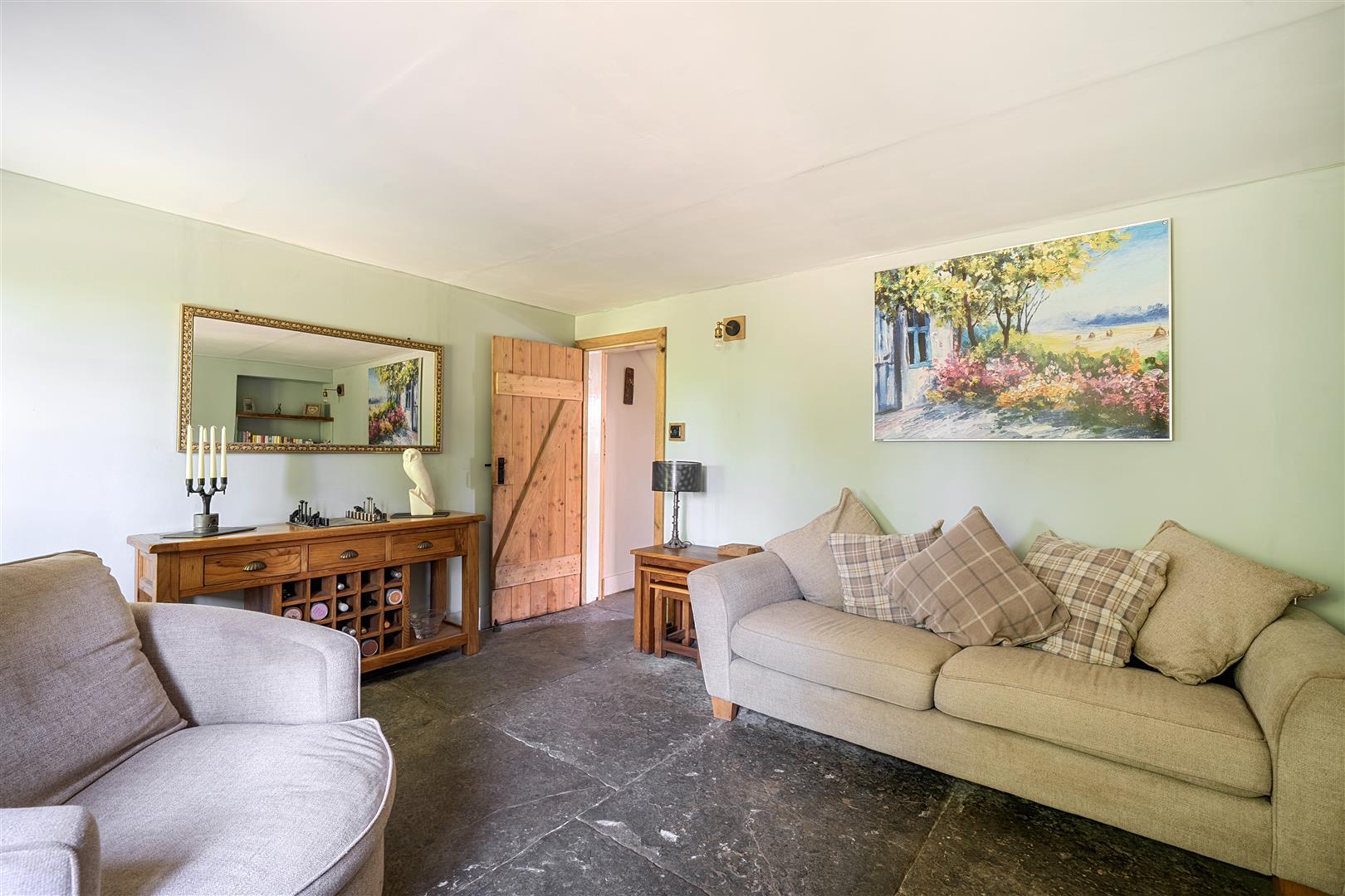 Property Image b7a53df4-6c53-4065-8ec5-3de360a2f1ab