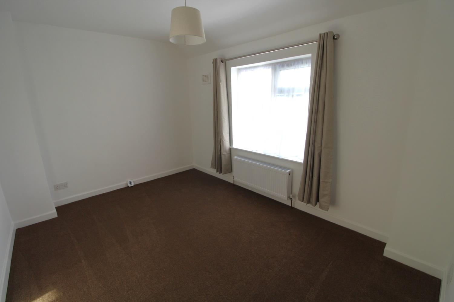 Property Image b7a59593-f8ee-48db-b770-70251b228f3b
