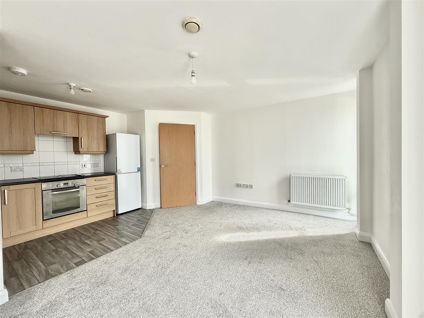 Property Image b7a6cfec-843b-459a-821f-671f1c3cf143