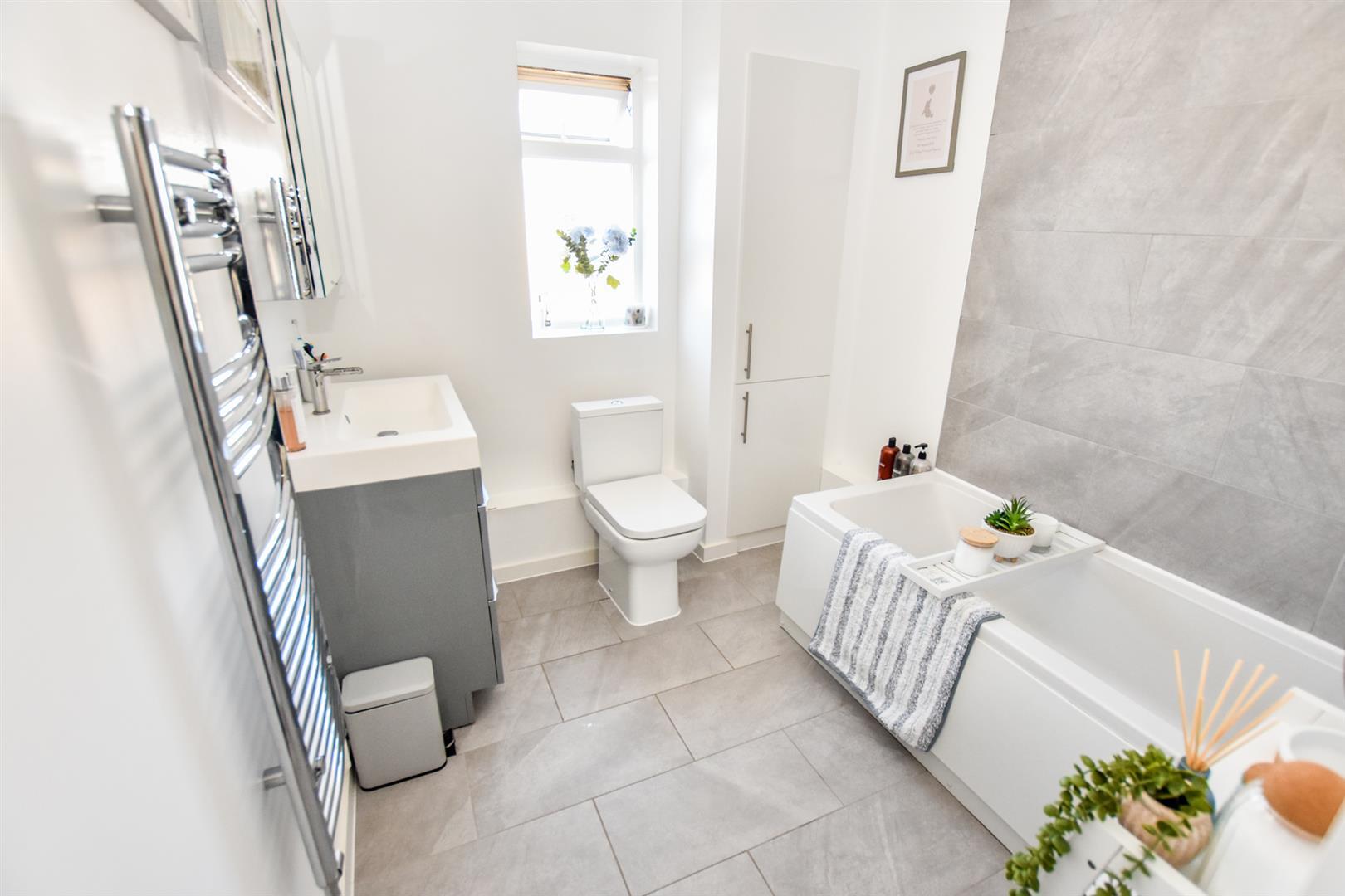 Property Image b7aaeb1f-a3b0-4038-9060-99379026d4ef