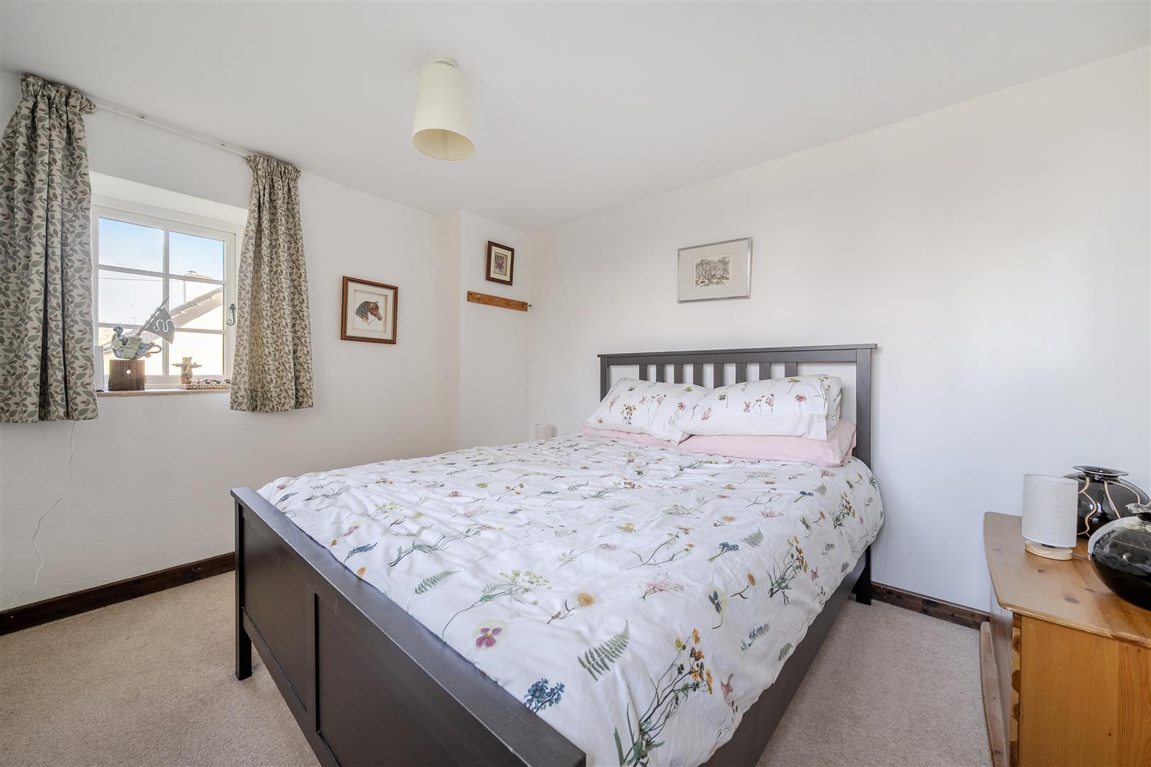 Property Image b7ada1e1-7a9a-4a8a-b030-3f410e918c63