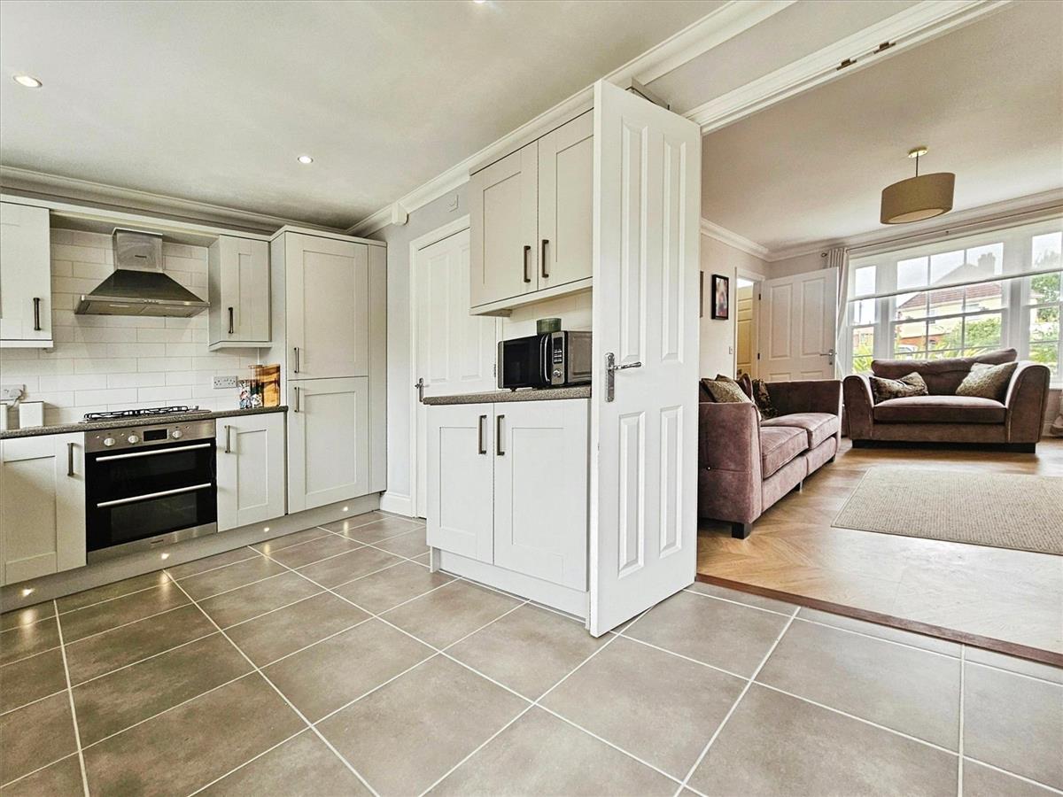 Property Image b7b4d8ca-567f-4610-9834-9a3a5a09c788