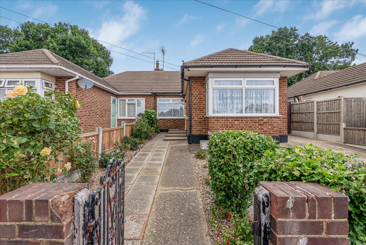 Property Image b7c0e958-fb88-4284-95e4-66f402466f17