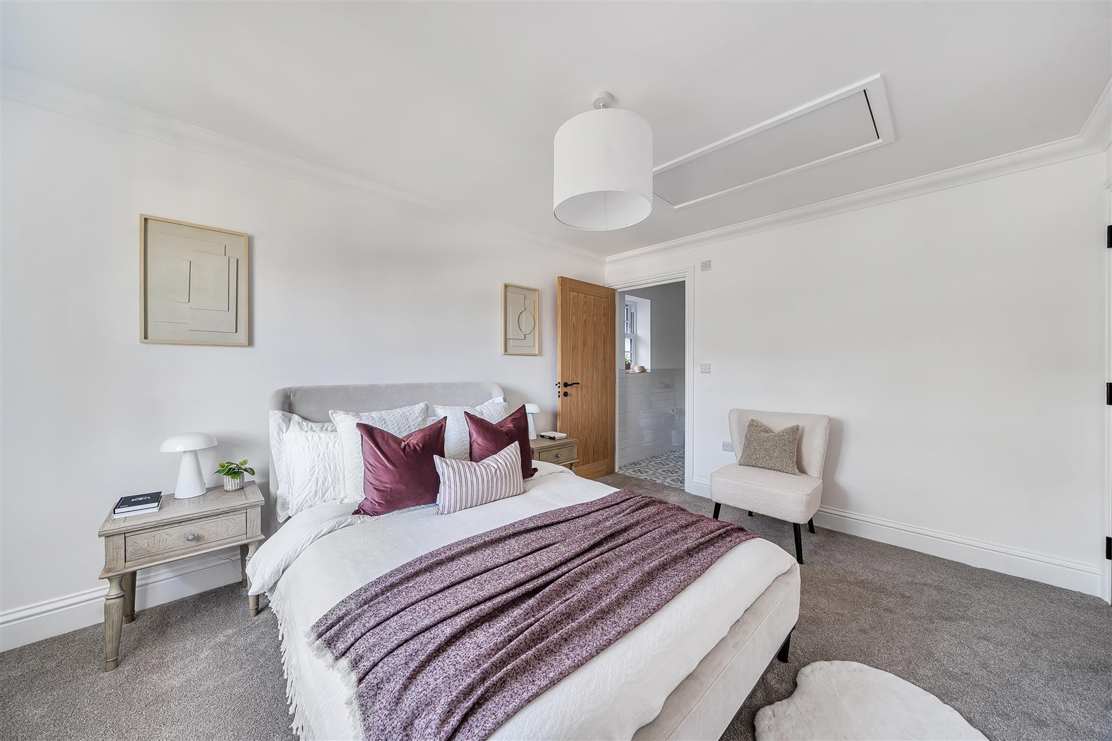 Property Image b7c3bf35-c058-469c-b1b3-94c615e7de2c