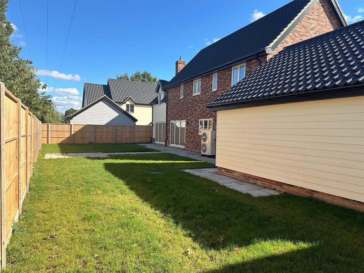 Property Image b7c81a9e-82fb-46bb-a236-9a42d472782a