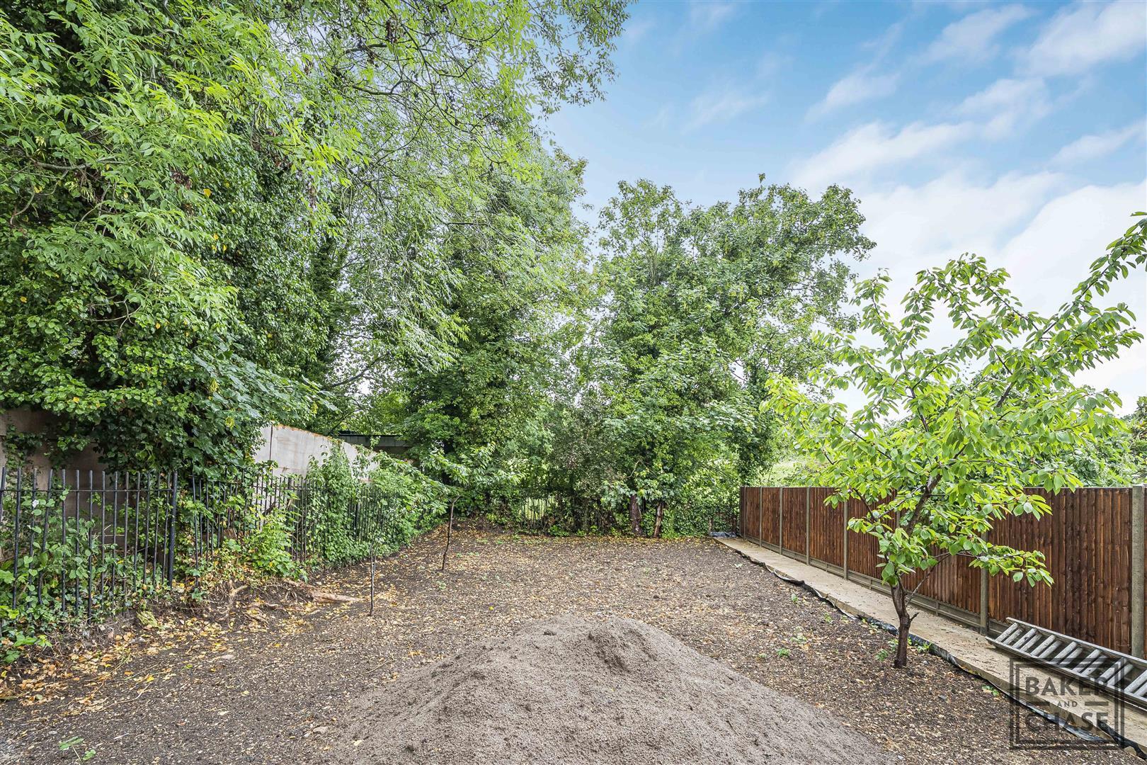 Property Image b7c8df7a-53a7-4749-ba0c-17855dca39b7
