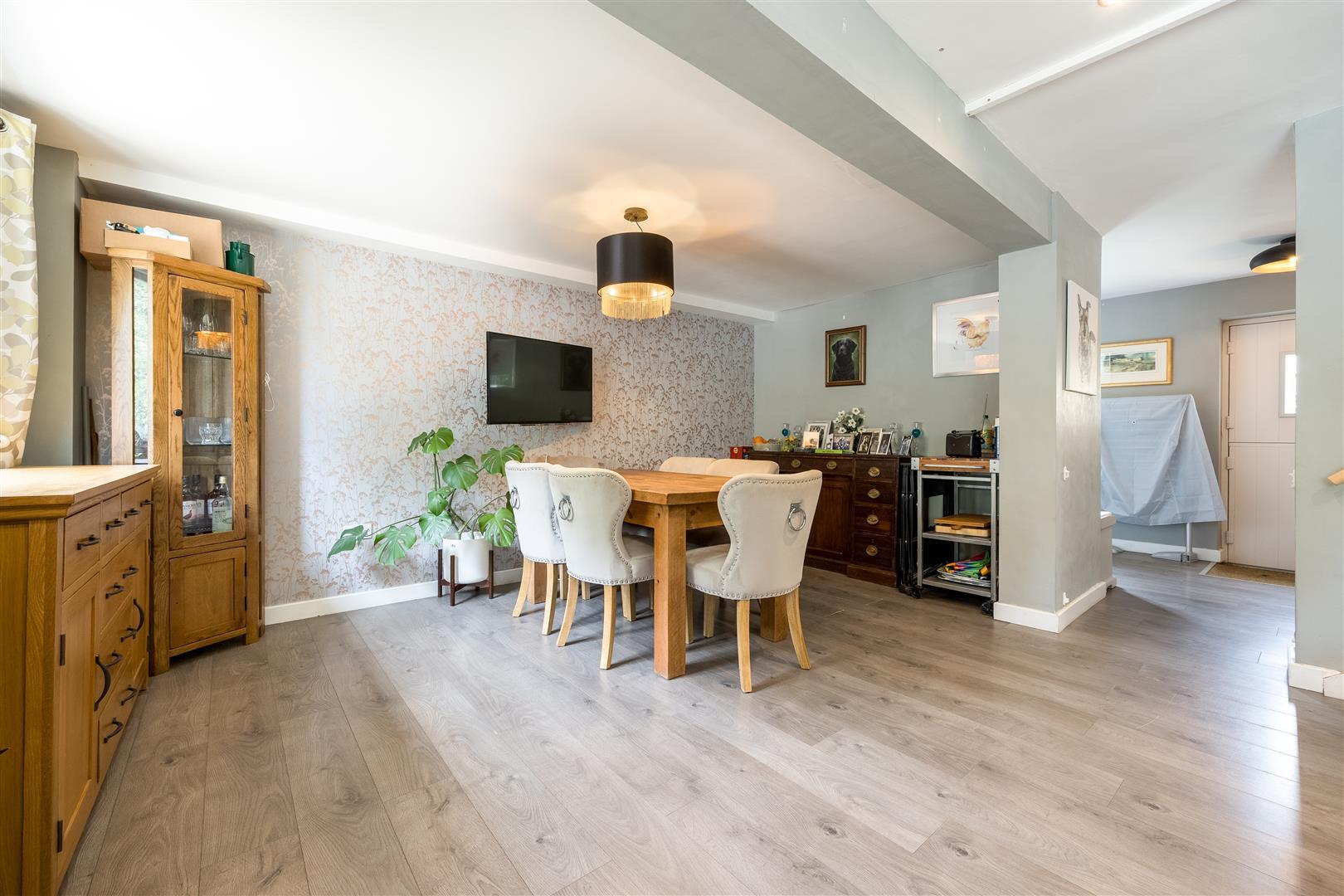Property Image b7ca8dbc-1cfa-45a5-993a-e54732585362