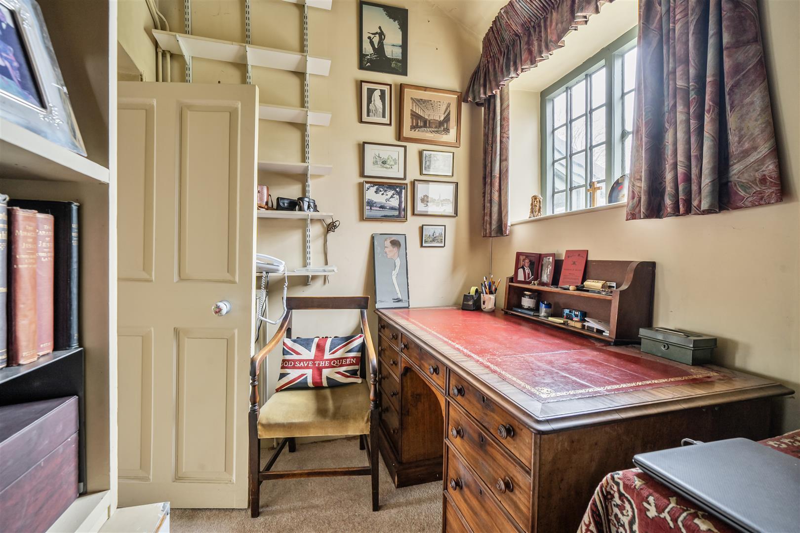Property Image b7d4589c-851b-4457-8967-7c831aa35cad