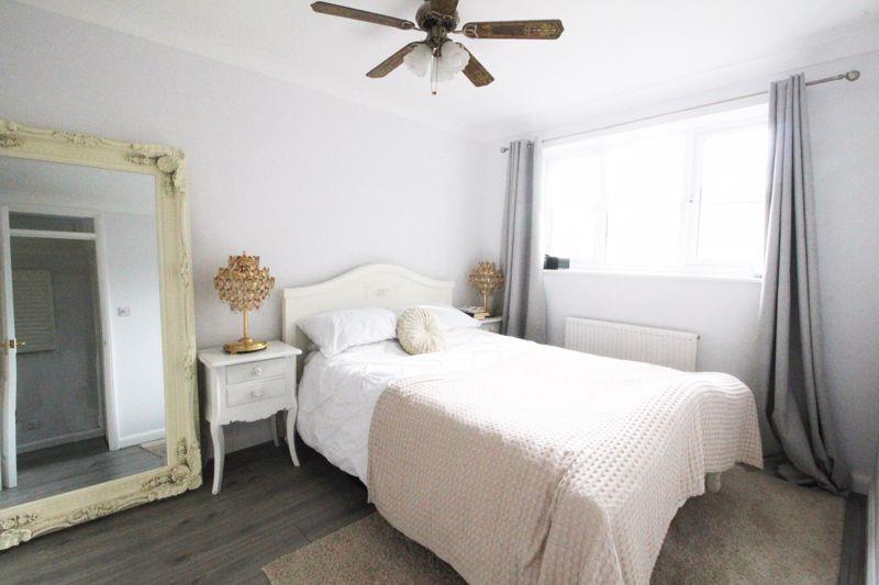 Property Image b7d79b79-ca8a-4e93-8e77-d901573fee8c