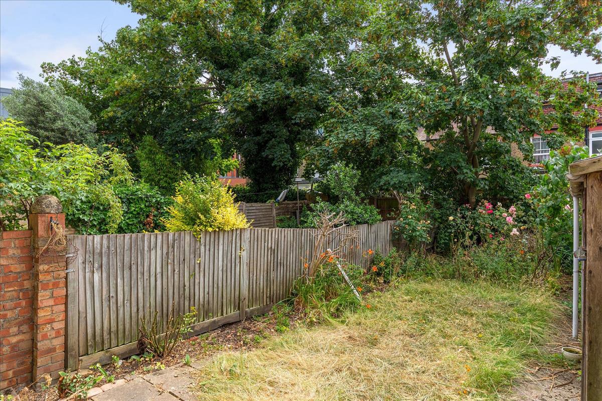 Property Image b7e3dc0e-dd8f-4bdf-9f3a-c49ec85ba1ef