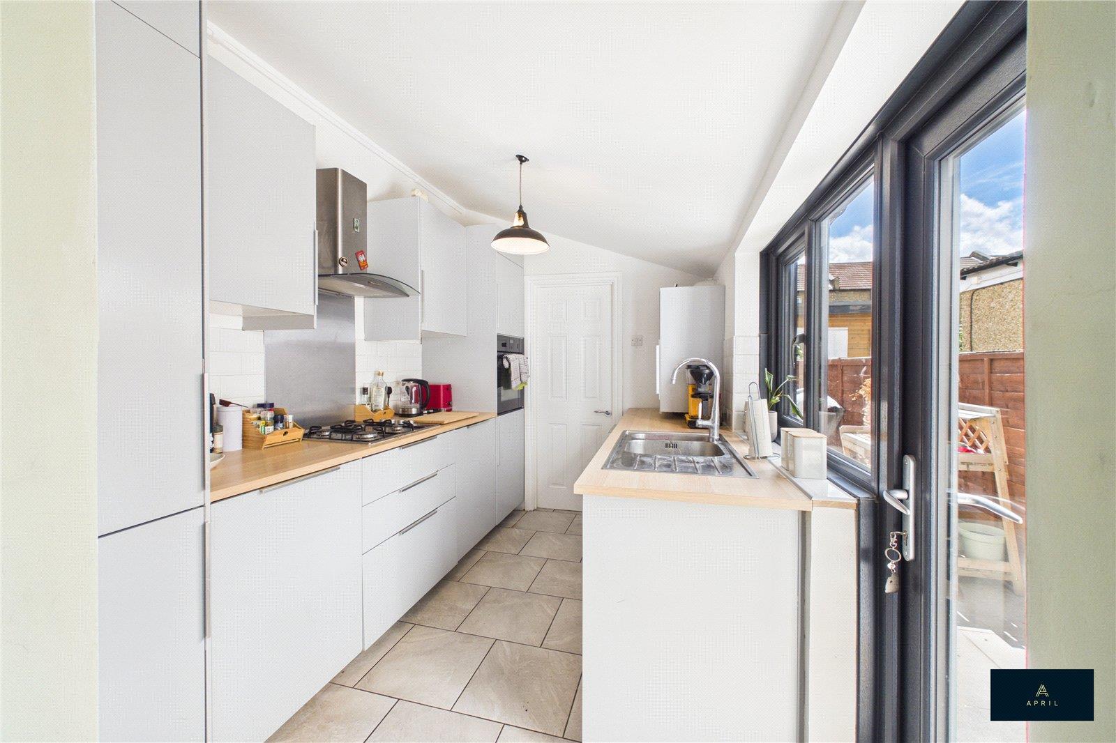 Property Image b7e81142-75ac-4ad4-ac86-35063800b65b
