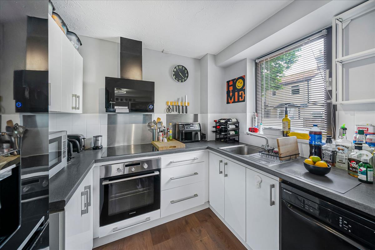 Property Image b7f29e8e-3027-432e-80e3-b5a990510931