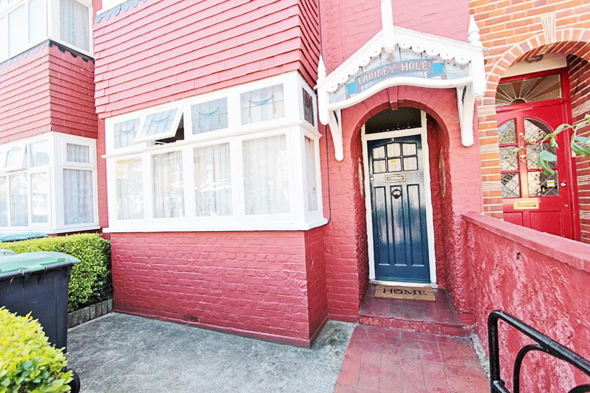 Property Image b7f6c797-87fc-4334-83f6-9125d42eac10