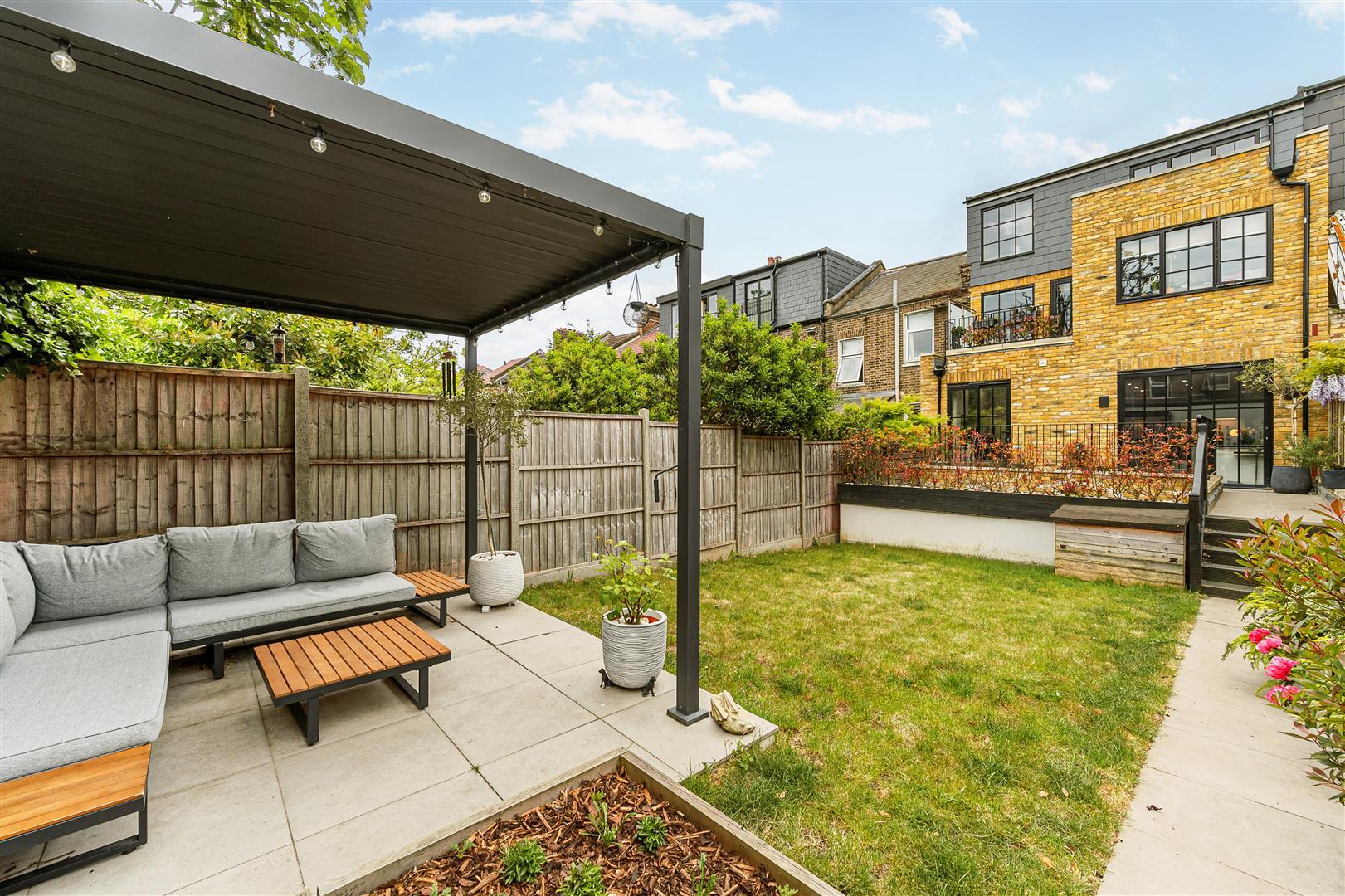 Property Image b7f79add-bfb3-4313-b09b-f7a2fccecf90