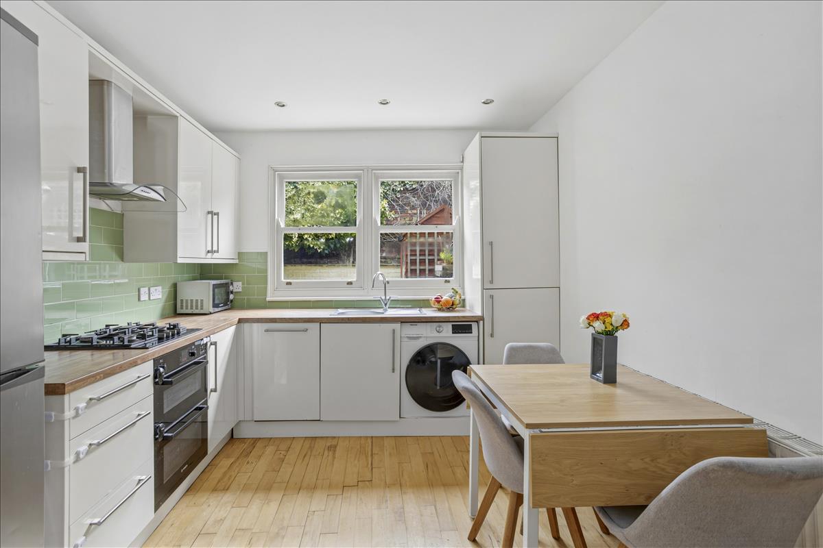 Property Image b80f858f-b9f8-4b59-b38c-755f6bc06e20