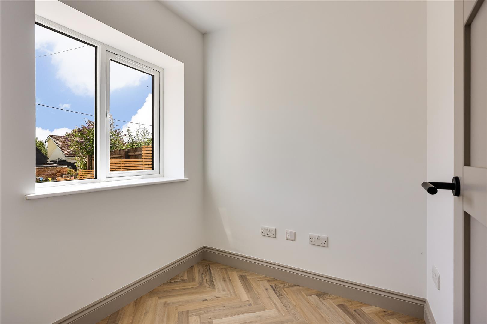 Property Image b8209734-f31c-40da-aeb9-d64fdb186cb9
