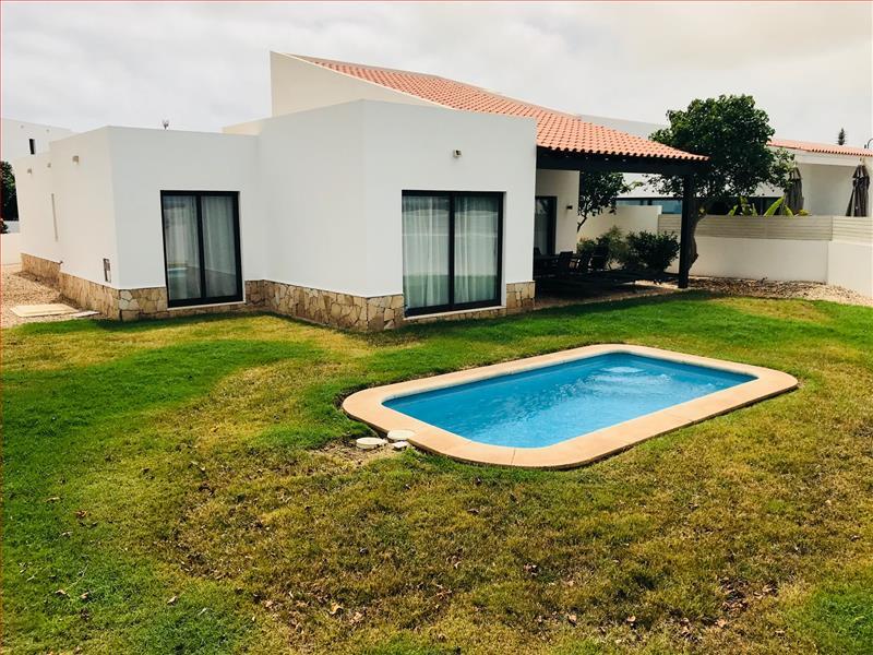Property Image b82a44f3-aa72-4793-86f5-f00dc3eab347