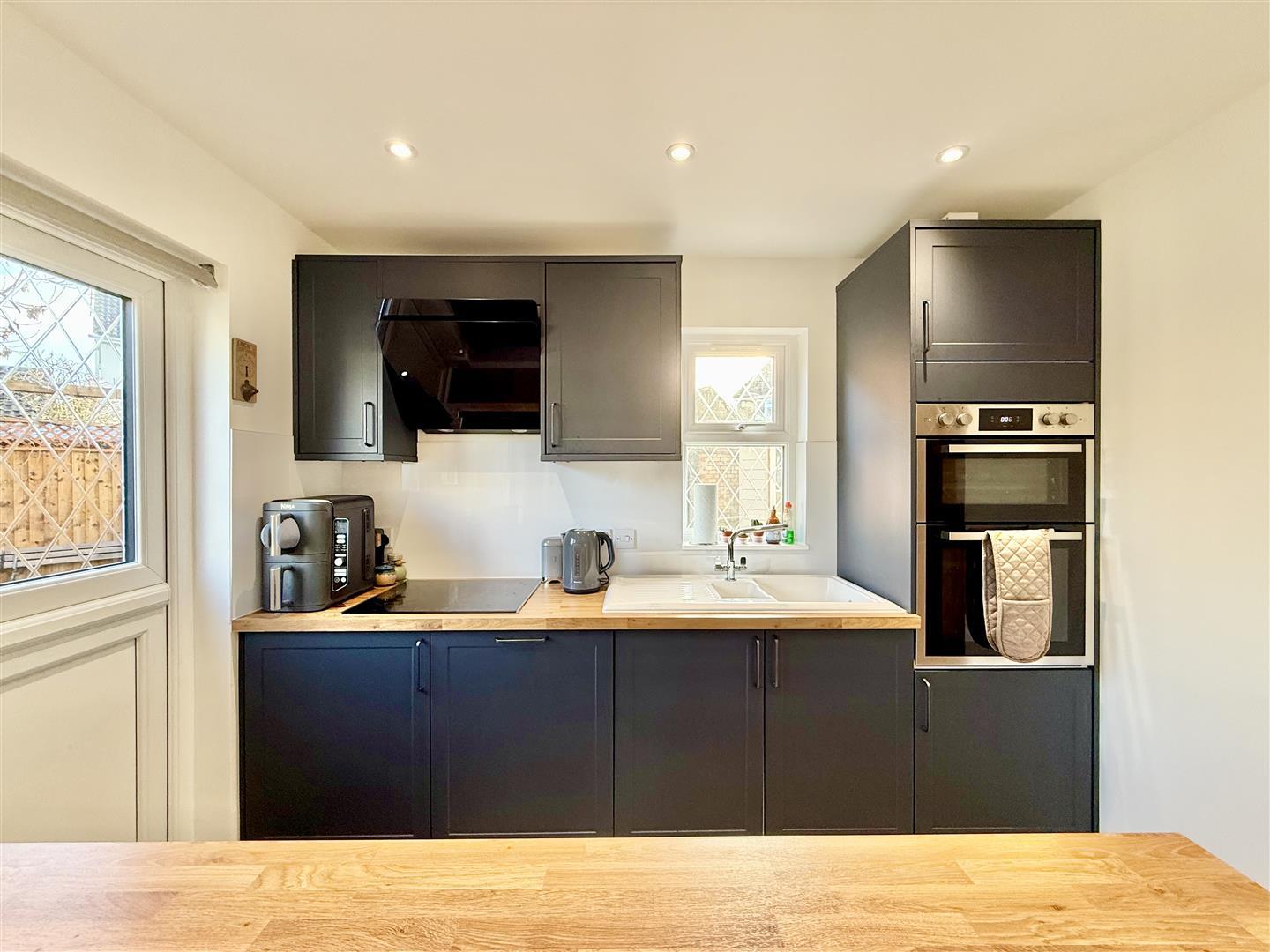 Property Image b82b5ce4-3eca-4662-80f9-b3d1946fbfce