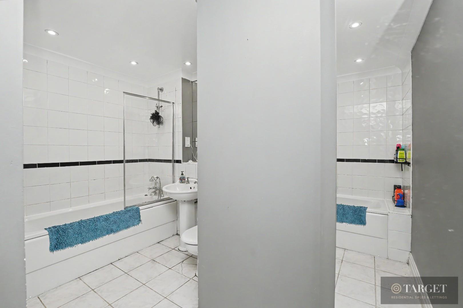 Property Image b8320953-3d85-4e3e-bfba-2d7e6c80f916