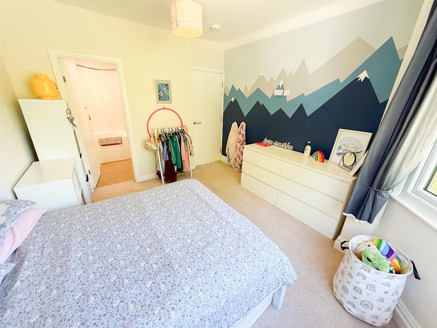 Property Image b8327413-2d82-480b-8040-d18ef1ba8e97