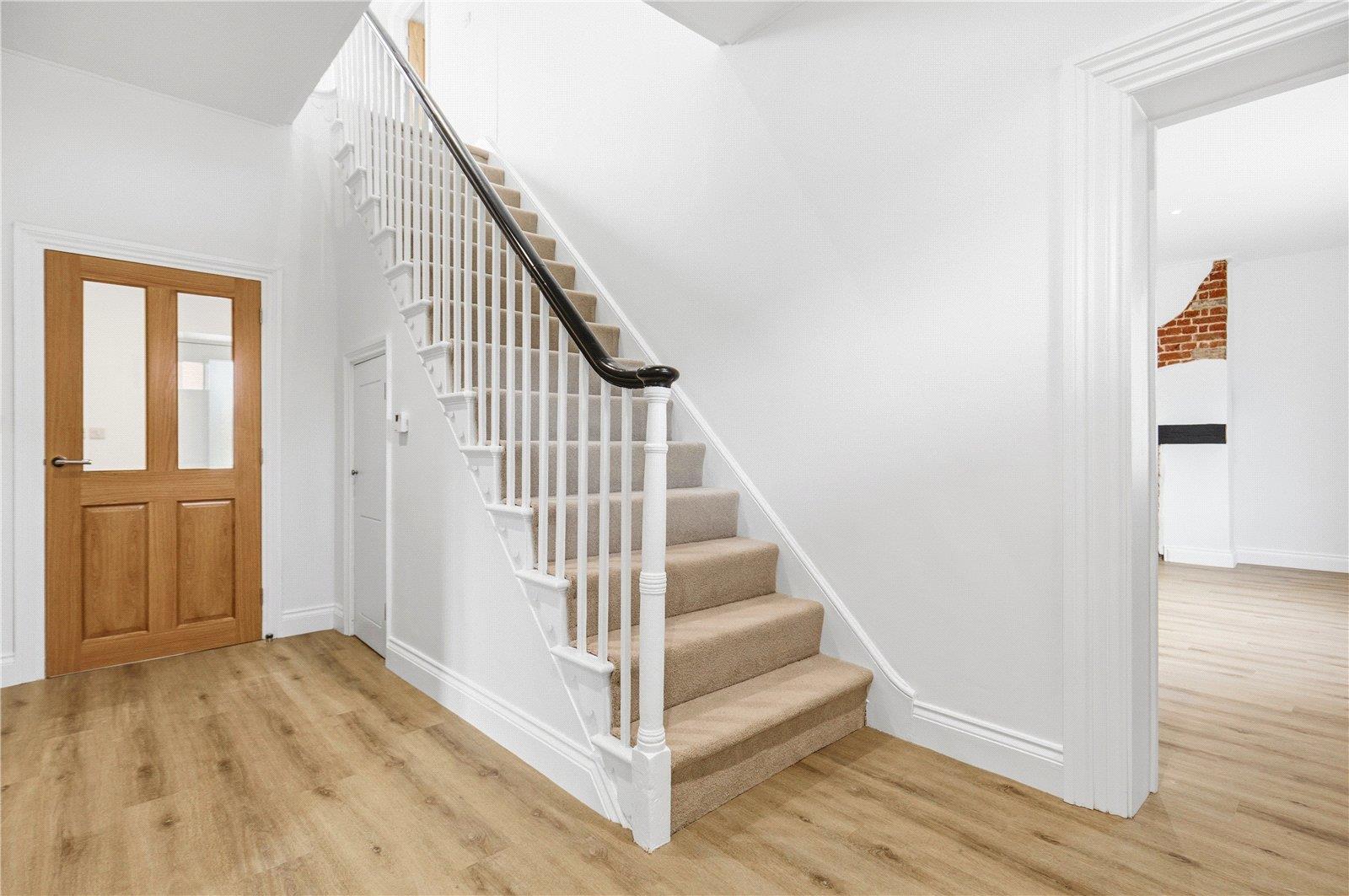 Property Image b8351203-7543-4947-a796-8e10ee070367
