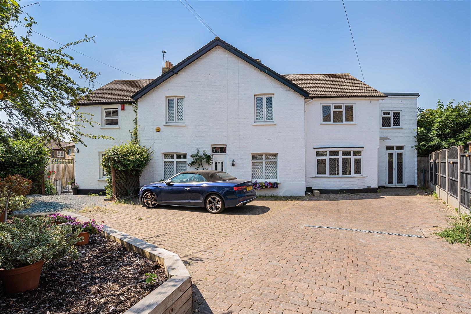 Property Image b8351aee-8669-4878-a982-93cc288fca20