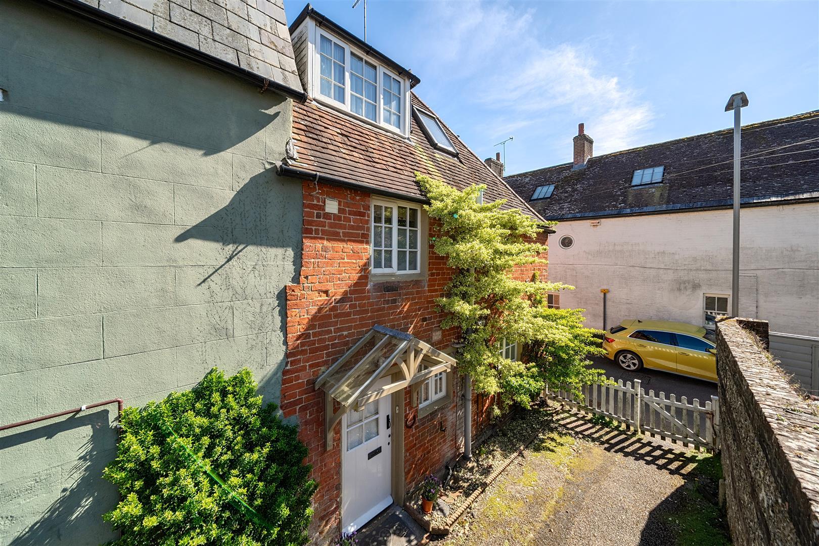 Property Image b83d019c-2a31-4c30-874d-dd7777e0f963
