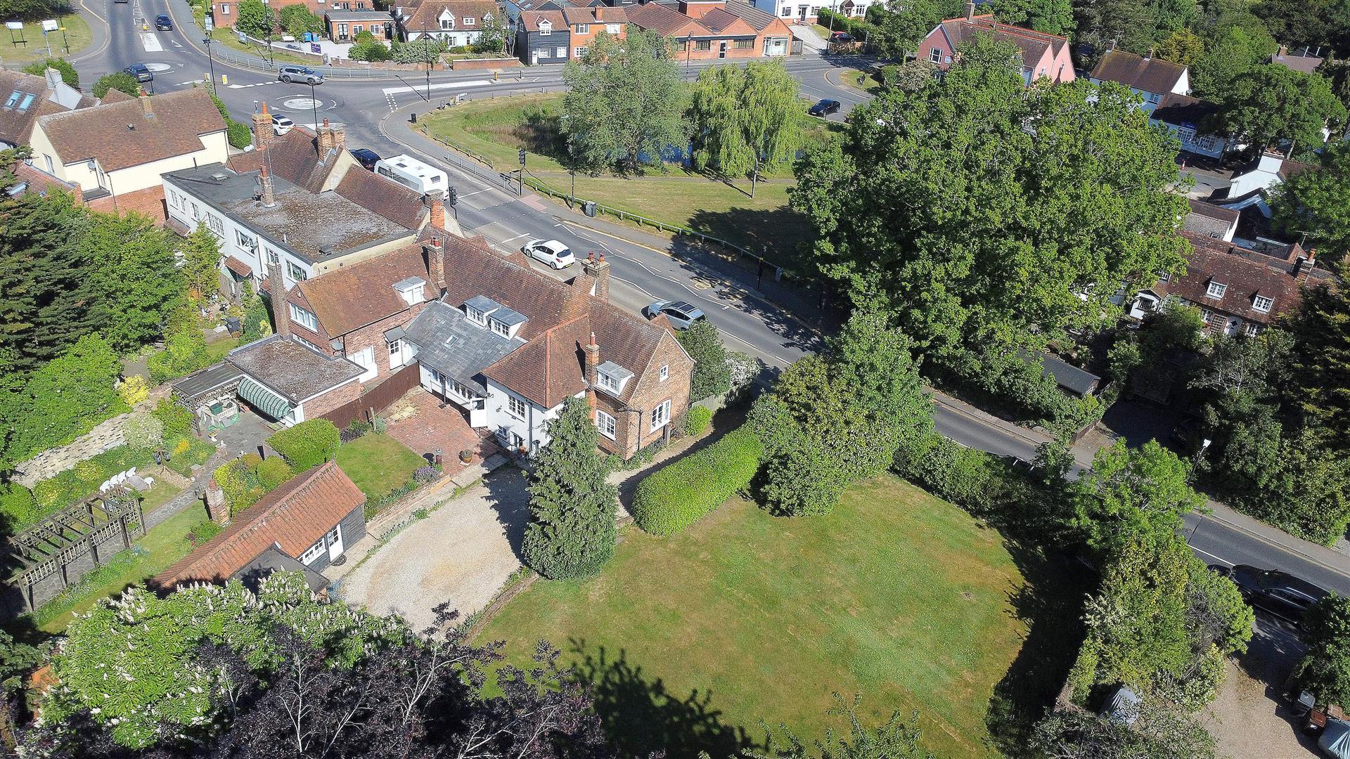 Property Image b83e8c50-9f5b-468f-b72b-9b2a71f3442e