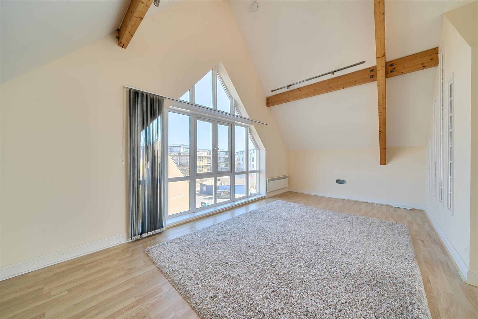 Property Image b8461991-f8c6-4ee6-bcaa-2868e94bb91f