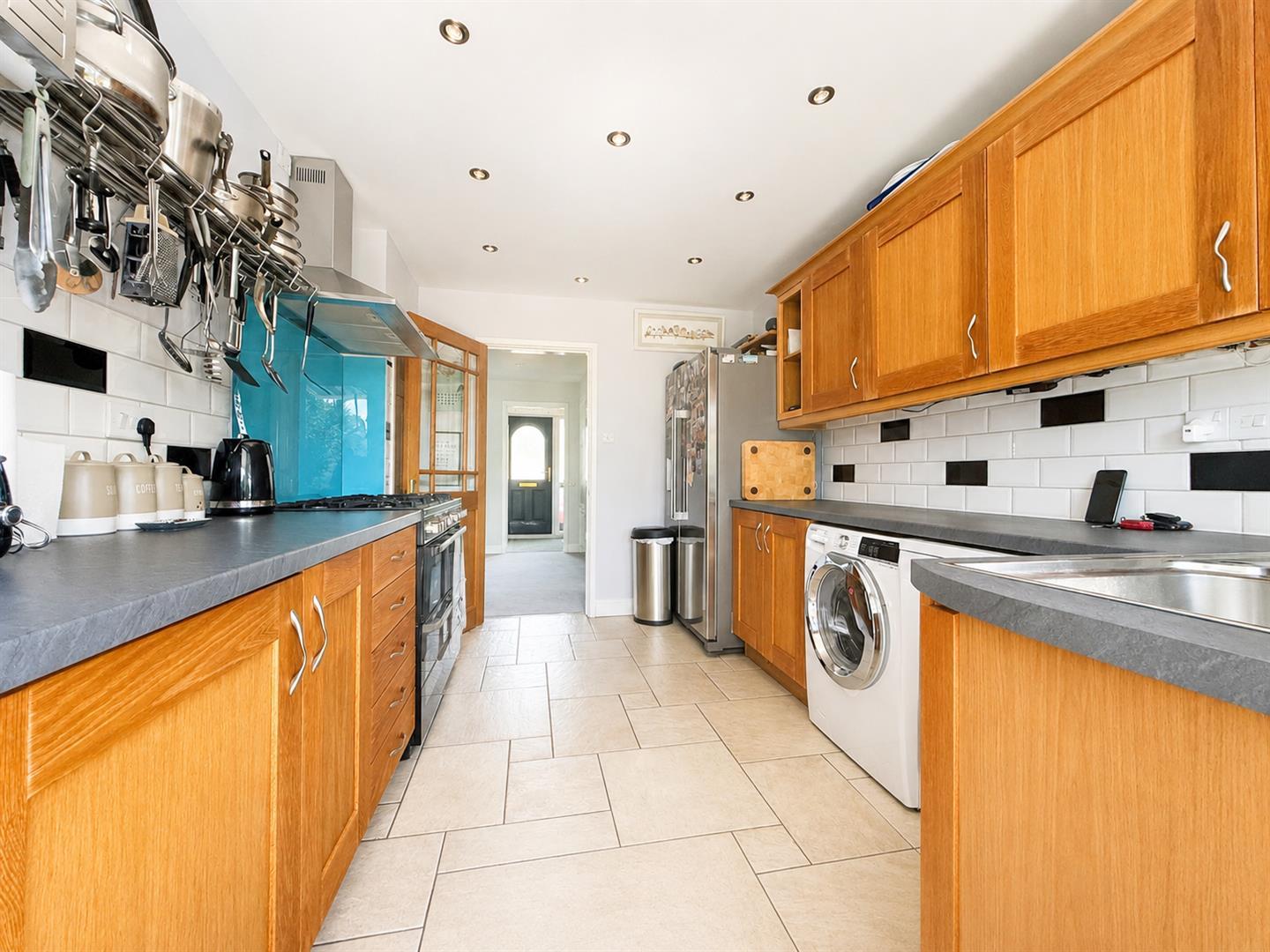 Property Image b8521ceb-6bc6-409f-b623-68b8a54d0990