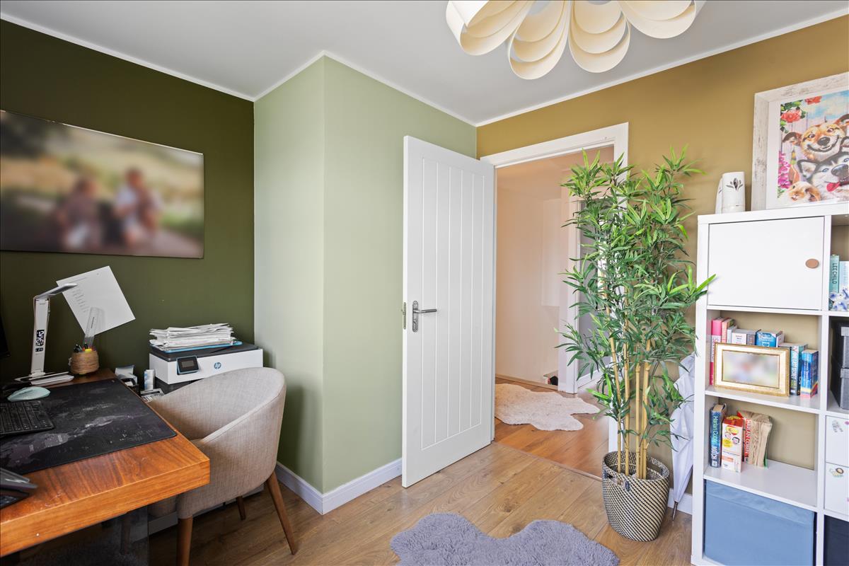 Property Image b8555d50-7981-492e-bff6-306326a20be2