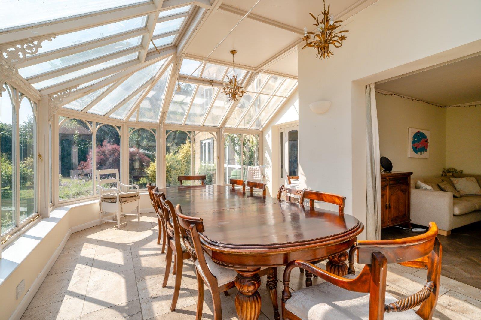 Property Image b856ddaf-bb69-4021-9279-75b8531875cd