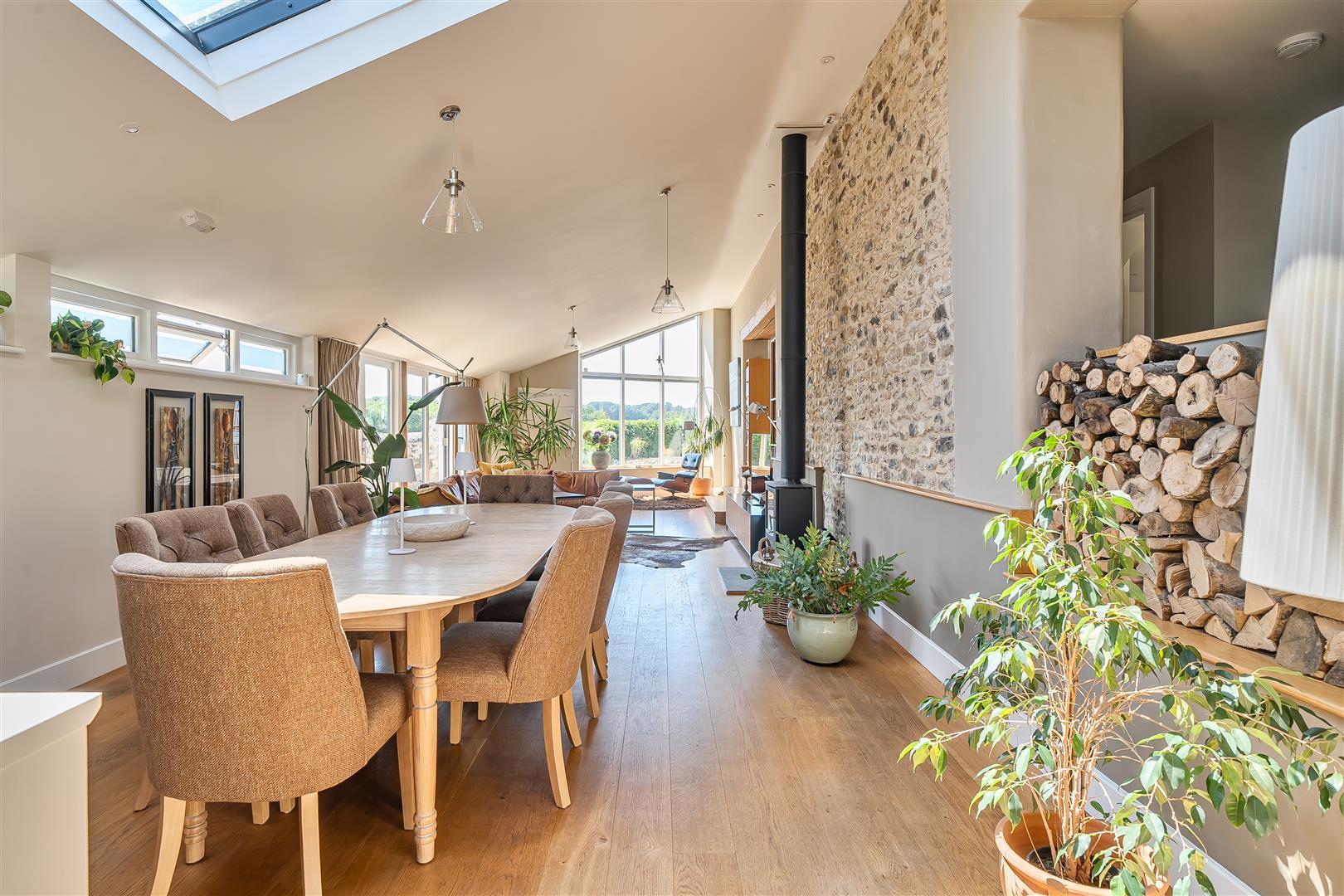 Property Image b85cb4a8-e9d5-422d-8b35-f229625c31a2