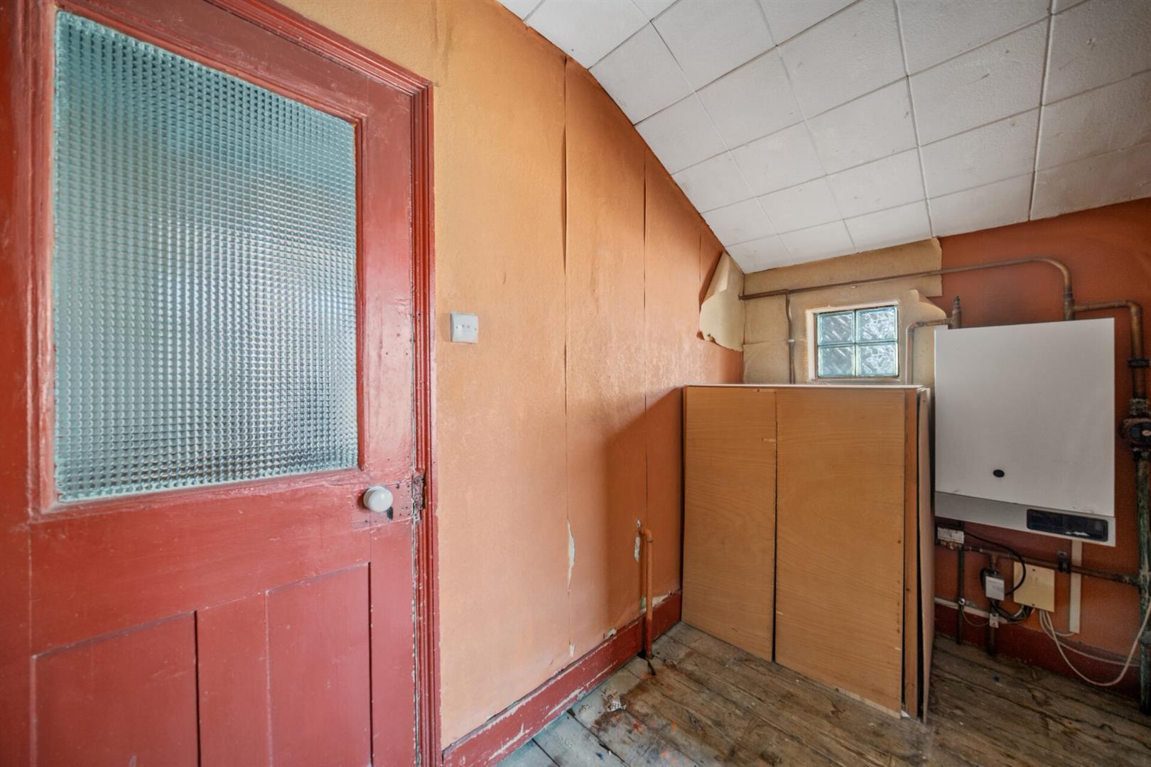 Property Image b8639a0a-2ac7-4862-8044-331ebafad2e2