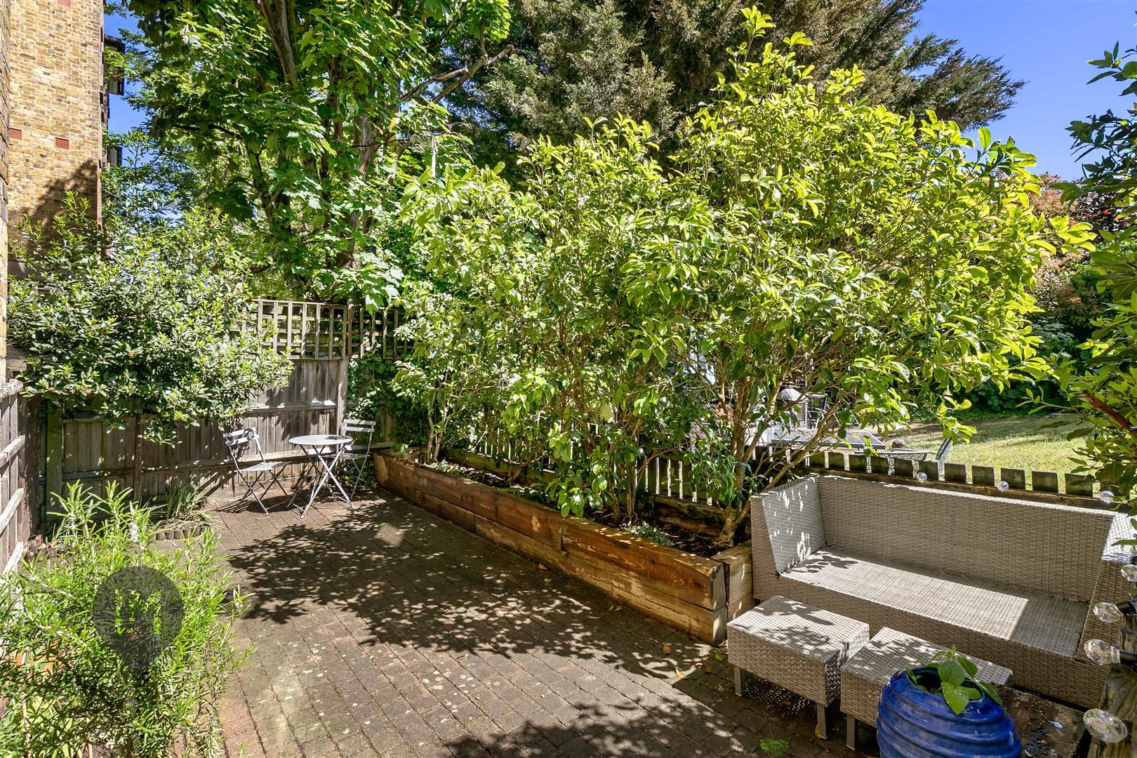 Property Image b8664ee6-dc9b-44d4-9af7-46d402094785