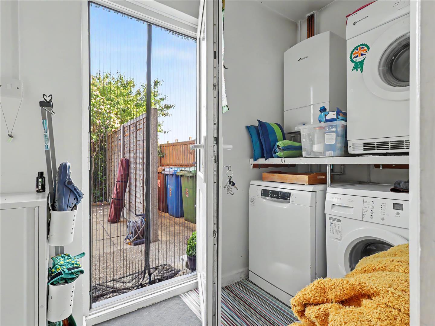 Property Image b86be665-1ebd-4119-8299-bedcb367d954