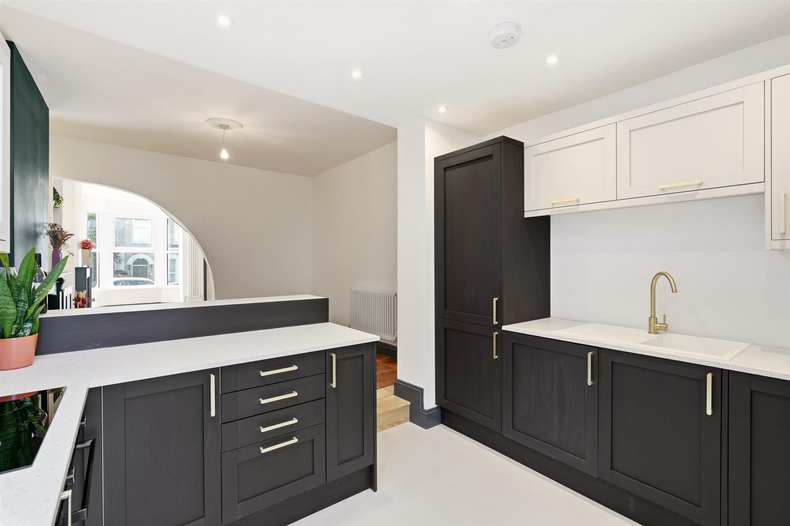 Property Image b86dc54d-167b-445a-ad5c-e5568668e9bb