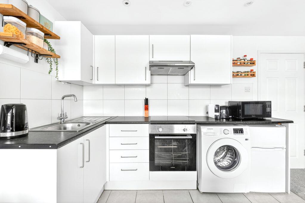 Property Image b86dd5d9-3601-4e42-9bb7-93cfdae23161